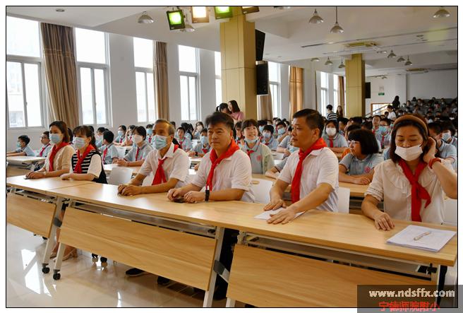 1出席领导 (1).JPG